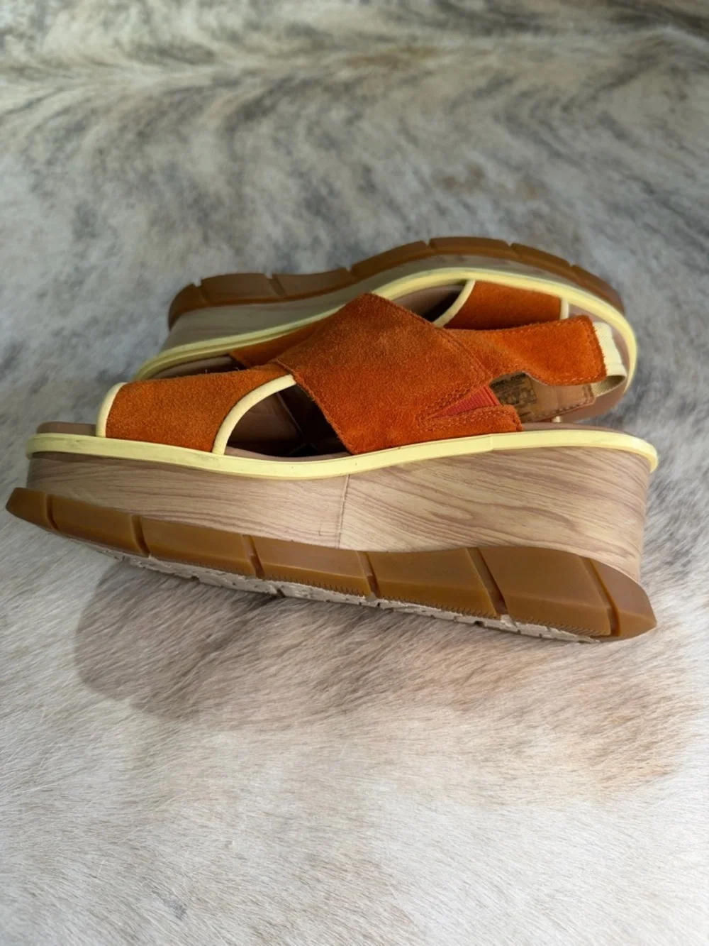Sorel Kinetic Impact Slingback Sandals Orange Suede Platform Size 6